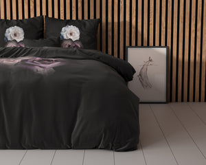 Deep Flowers Zwart
