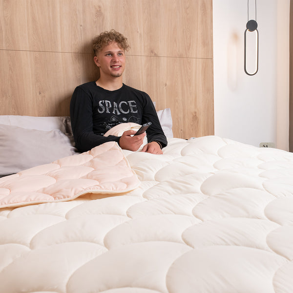 Lileo EasyDekbed™ Crème/Pink – Romantisch, Zacht &amp; Zonder Gedoe