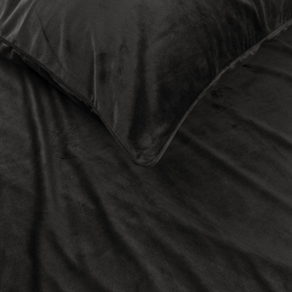 Velvet Piping Zwart