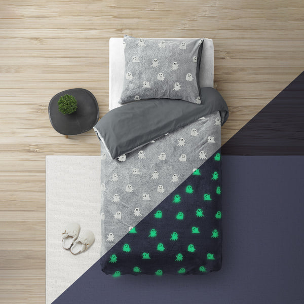 Glow in the dark Spooky Grey