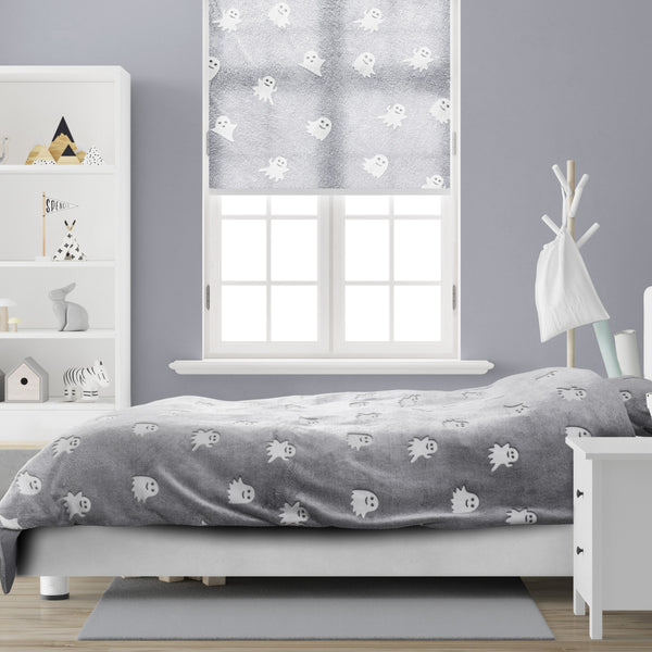 Glow in the dark Spooky Grey