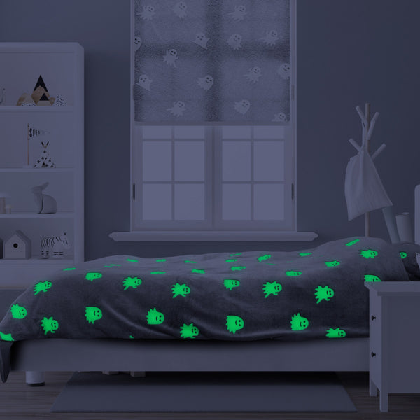 Glow in the dark Spooky Grey