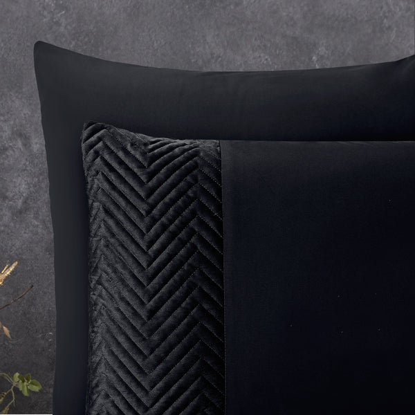 Velvet Crossline Zwart