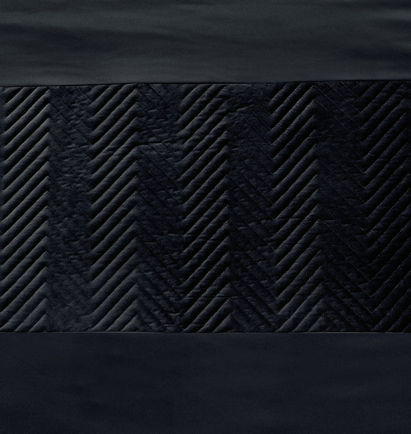 Velvet Crossline Zwart