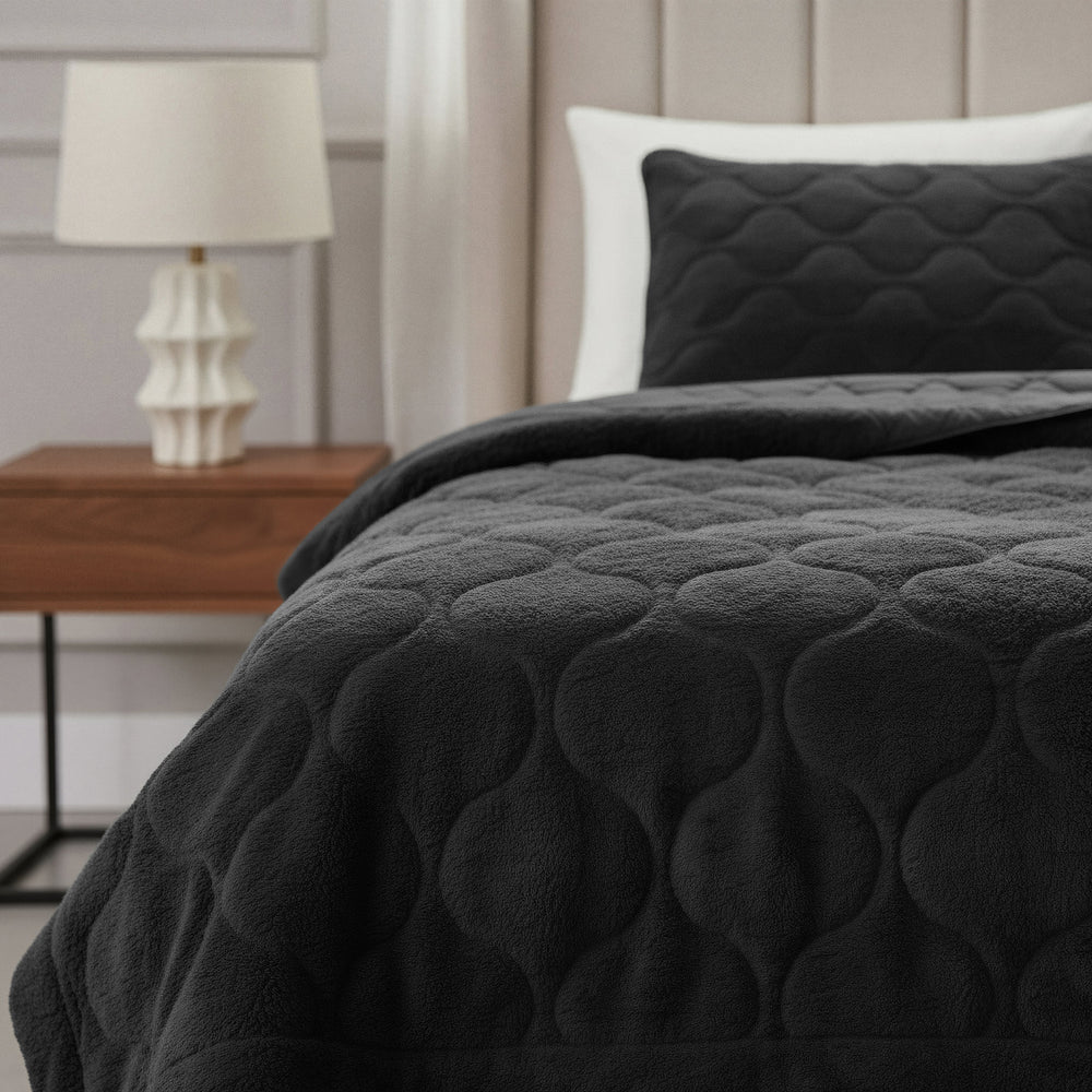 Lazy Dekbed Teddy Zwart Met Kussenslopen