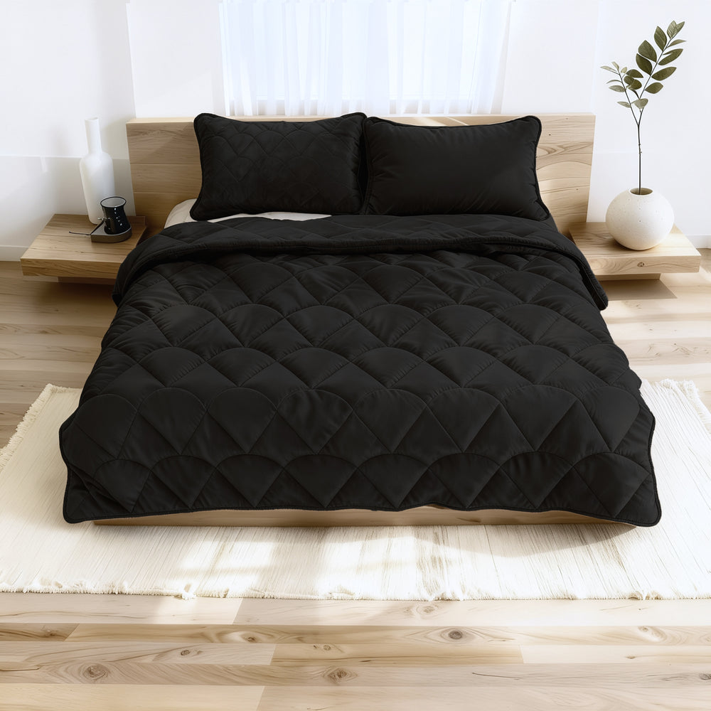 Lazy Dekbed Velvet Zwart Met Kussenslopen