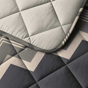 Lazy Dekbed Remon Taupe Met Kussenslopen