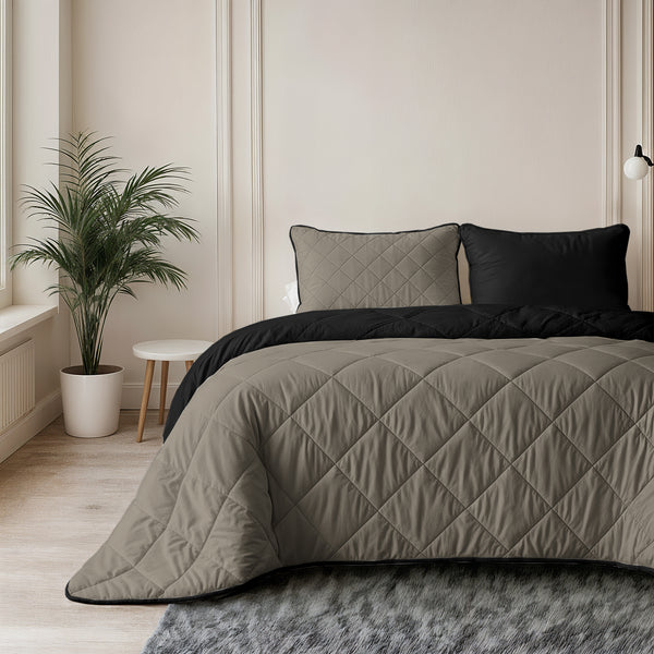 Lileo Lazy Dekbed Uni Taupe/Zwart Met Kussenslopen