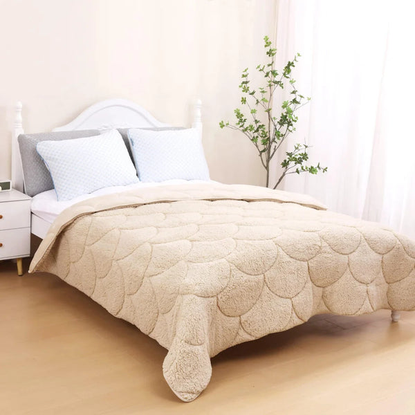 Lileo Velvet Sherpa Comfort Dekbed All Year – Sand (met instopstrook)