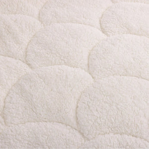 Lileo Velvet Sherpa Comfort Dekbed All Year – Pearl White (met instopstrook)